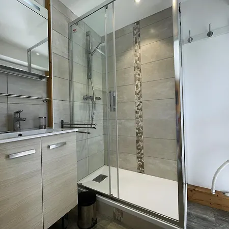 Apartment Renove Pour 4, Aux Pieds, La Croisette, Les Menuires - Fr-1-452-230 Saint-Martin-de-Belleville