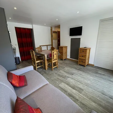 Renove Pour 4, Aux Pieds, La Croisette, Les Menuires - Fr-1-452-230 Saint-Martin-de-Belleville