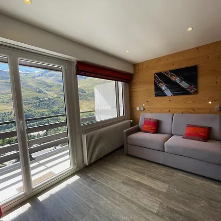 Renove Pour 4, Aux Pieds, La Croisette, Les Menuires - Fr-1-452-230 *